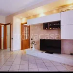 Rent 3 bedroom apartment of 90 m² in Nova Milanese