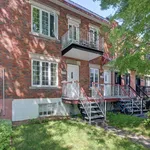 Maison de 1991 m² avec 7 chambre(s) en location à Montreal