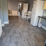 Rent 6 bedroom house in East Midlands