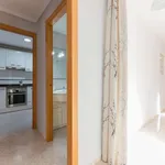 Rent a room of 95 m² in valencia