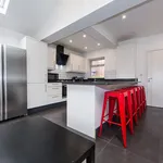 Rent 5 bedroom house in Leeds