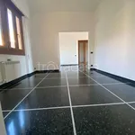 Rent 5 bedroom apartment of 164 m² in Genova