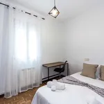 Rent a room of 99 m² in madrid