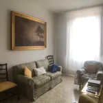 Rent 3 bedroom apartment of 105 m² in Florence