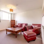 Rent 3 bedroom flat in Aberdeen