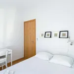 Rent a room in lisbon