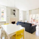 Rent 3 bedroom apartment of 123 m² in Roma