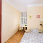 Rent 5 bedroom apartment in Capital City of Prague