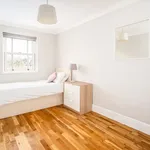 Rent 3 bedroom flat in South West England