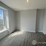 Rent 2 bedroom flat in Aberdeen