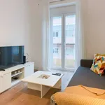 Rent 1 bedroom apartment of 80 m² in lisbon