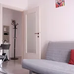 Rent a room of 90 m² in Milan