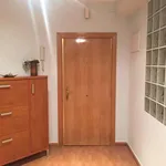 Rent a room of 130 m² in Madrid