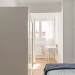 Rent a room in Madrid