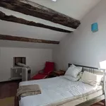 Maison de 140 m² avec 6 chambre(s) en location à Claret