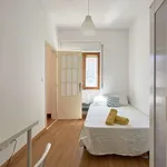 Rent a room in lisbon