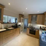 Rent 5 bedroom apartment in South East England