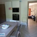 Affitto 3 camera casa di 120 m² in Taranto