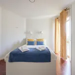 Rent 3 bedroom apartment in Lisbon