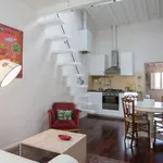 Rent 2 bedroom apartment of 55 m² in florence