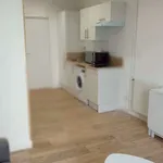 Appartement de 32 m² avec 2 chambre(s) en location à Villeurbanne