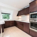 Rent 3 bedroom flat in Elmbridge