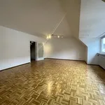 Miete 3 Schlafzimmer wohnung von 110 m² in Krefeld