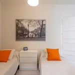 Rent 5 bedroom apartment in Valencia