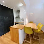 Rent 2 bedroom apartment of 90 m² in Lisbon