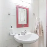 Rent 3 bedroom apartment in Barcelona