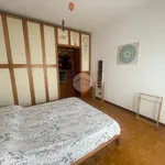 Rent 4 bedroom apartment of 160 m² in Milan