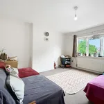 Rent 2 bedroom flat in South East England