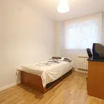 Rent a room of 65 m² in madrid