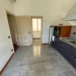 Affitto 5 camera appartamento di 130 m² in Firenze