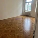 Pronajměte si 4 ložnic/e byt o rozloze 131 m² v Praha