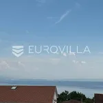 Rent 4 bedroom apartment of 207 m² in Opatija