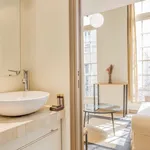 Rent 2 bedroom apartment of 17 m² in Paris