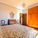 Rent 7 bedroom apartment of 120 m² in Genoa