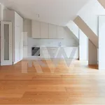 Rent 2 bedroom apartment of 65 m² in Lisbon