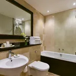 Rent 1 bedroom flat of 44 m² in London