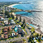 Rent 2 bedroom apartment in Shellharbour