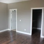 Maison de 1517 m² avec 3 chambre(s) en location à Kelowna