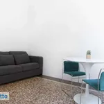 Affitto 4 camera appartamento di 160 m² in Bologna