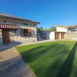 Rent 3 bedroom house of 145 m² in Osio Sopra