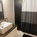 Appartement de 1194 m² avec 6 chambre(s) en location à Longueuil