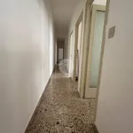 Affitto 4 camera appartamento di 120 m² in Palermo