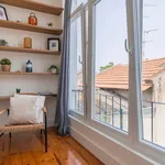 Rent 2 bedroom apartment of 850 m² in Lisbon