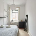 Rent a room in lisbon