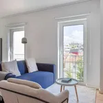 Rent 1 bedroom apartment of 44 m² in lisbon