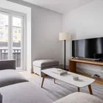 Rent 2 bedroom apartment of 92 m² in lisbon